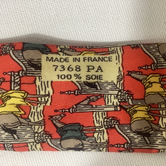 Hermes Men’s Silk Tie Authentic Horses - Picture 3 of 4